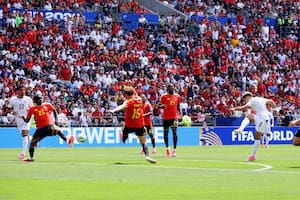 Bélgica domina la pelota, pero Egipto el que gana: el golazo de afuera del área y la tapada de Courtois