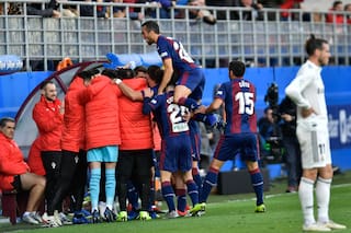 Golearon al Real Madrid de Santiago Solari: perdió 3-0 con Eibar