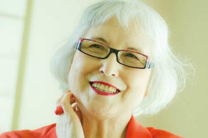 Eiko Kondo, ganadora del pequeño Nobel, como suelen definir al premio Hans Christian Andersen de literatura infantil