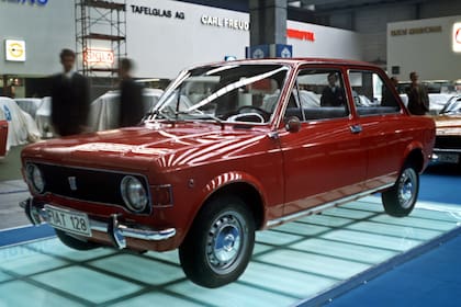 Ein Fiat 128 auf der Internationalen Automobilausstellung in Frankfurt 1969. (Photo by Gutberlet/picture alliance via Getty Images)