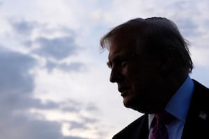 Ejército de EEUU atacó otro bote que supuestamente transportaba drogas desde Venezuela, dice Trump