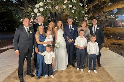 El 12 de noviembre de 2022, Ludueña y Macri se casaron en una ceremonia íntima y posterior festejo en el Hotel Alvear, al que asistieron figuras del ámbito político y televisivo