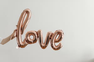 El 14 de febrero de cada año se celebra el Día de San Valentín, que también es conocido como el "Día de los enamorados"