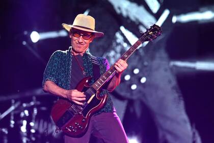 El 15 de enero, cumple años Skay Beilinson, guitarrista y cantante argentino, confundador de Patricio Rey y sus Redonditos de Ricota