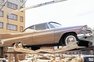Enterraron un auto en 1957 como cápsula del tiempo, pero al abrirlo 50 años después se llevaron una sorpresa