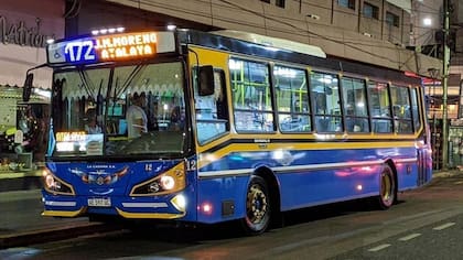 El 172 sale de Caballito y termina en Rafael Castillo: es un misterio qué camino toma para llegar
