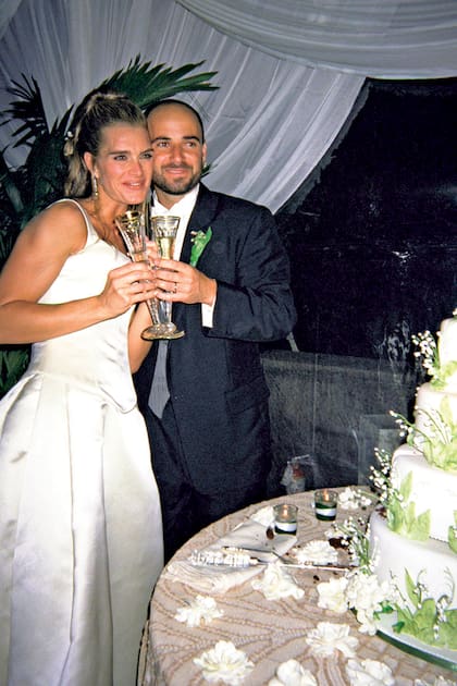 El 19 de abril de 1997, en California, Andre Agassi y Brooke Shields dieron el “sí, quiero”