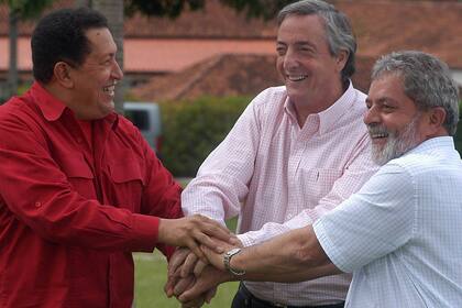 Hugo Chávez, Néstor Kirchner y Lula da Silva, el 19 de enero de 2006 en Brasilia