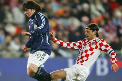 El 1° de marzo de 2016 y con tan solo 18 años, Lionel Messi debutó en la red con la camiseta del seleccionado mayor de la Argentina