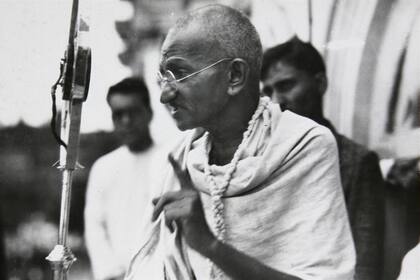 El 2 de octubre es el Día Internacional de la No Violencia en homenaje al nacimiento de Mahatma Gandhi.