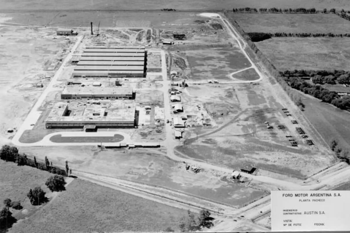 El 21 de septiembre de 1961, Pacheco quedó formalmente inaugurada