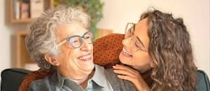 Las mejores frases para enviar por WhatsApp por el Día de la Suegra