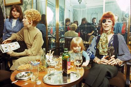 El 3 de julio de 1973, en el Hammersmith Odeon, el músico anunció inesperadamente que era el último show de Ziggy