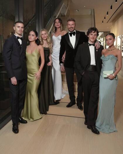 El 30 de marzo, David Beckham celebró sus 50 años en Miami, y ni su hijo Brooklyn Beckham ni su nuera Nicola Peltz asistieron