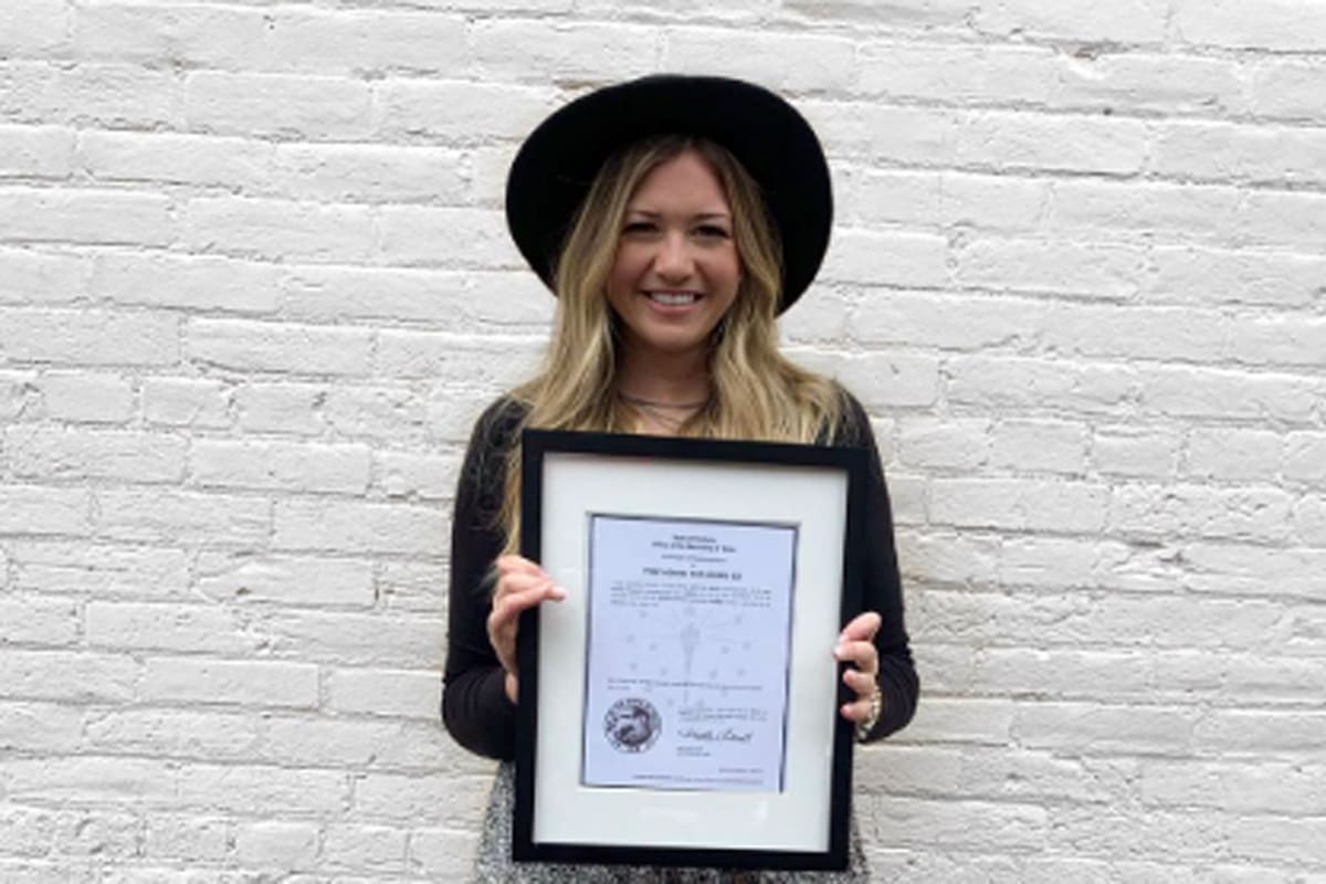 El 31 de diciembre, Laci Jane tomó la decisión de desahogarse y publicó un video hablando de su madre y su anterior esposo