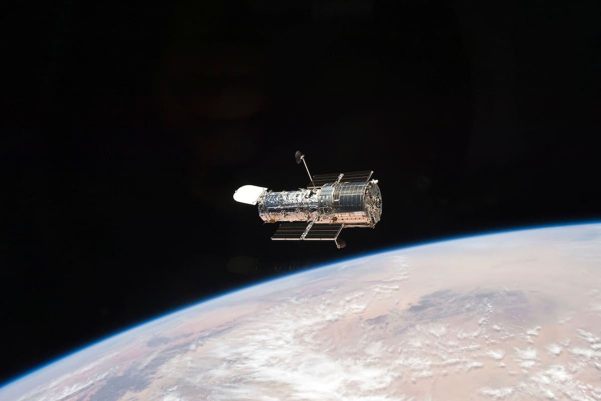 El 3I/ATLAS fue detectado por el telescopio Hubble de la NASA (NASA vía AP)