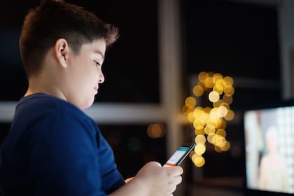 El 60 por ciento de los chicos de entre 10 y 12 años ya están en las redes sociales, incluso cuando estos servicios cuentan con una edad mínima de 13 años para registrarse