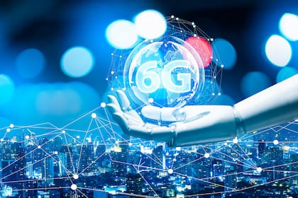 El 6G, La sexta generación de tecnologías inalámbricas, prevé miles de millones de dispositivos conectados y abre la puerta al internet de los sentidos, a la comunicación holográfica y a una nueva era de la computación