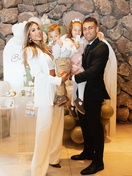 El 7 de agosto de 2023 Lautaro Martínez y Agustina Gandolfo se convirtieron en padres por segunda vez y le dieron la bienvenida a Theo (Foto: Instagram @lautaromartinez)