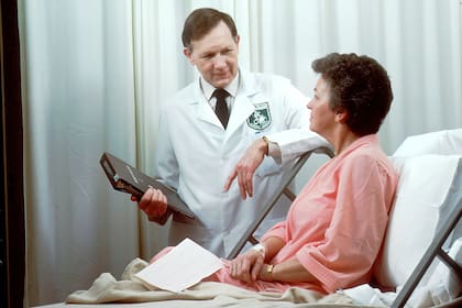 El 7,8% de los consumidores de California con un informe crediticio presentaba una deuda médica registrada