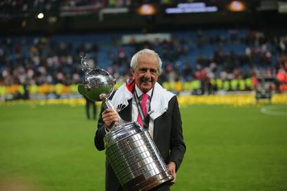 El 9 de diciembre de 2018, en Madrid, el momento más feliz en la vida dirigencial/deportiva de D'Onofrio, con la Copa Libertadores ganada en la final ante Boca