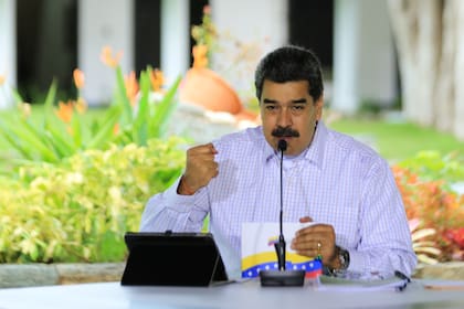 El presidente venezolano Nicolás Maduro designó hoy ocho nuevos ministos