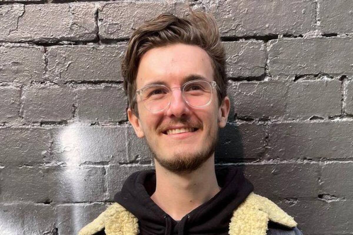 El abogado Jordan van den Berg se han convertido en un controvertido personaje en Australia por la manera cómo pretende ayudar a combatir la crisis de vivienda que padece el país