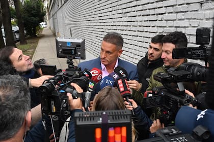 El abogado Juan Pablo Fioribello se presentó como defensor de Facundo Moyano en la Comisaría Vecinal 13A de la Policía de la Ciudad