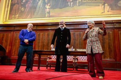 El abogado Oscar Zoppi, Helmut Ditsch y la artista Zulma García Cuerva