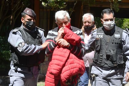 El abogado penalista Rubén Ernesto Carrazzone fue condenado hoy a prisión perpetua por el femicidio de su pareja Stella Maris Sequeira