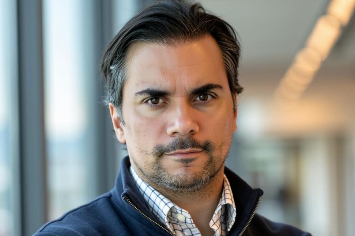 El abogado y empresario Ramiro de Iturralde, nuevo jefe de Fabiola Yañez en España