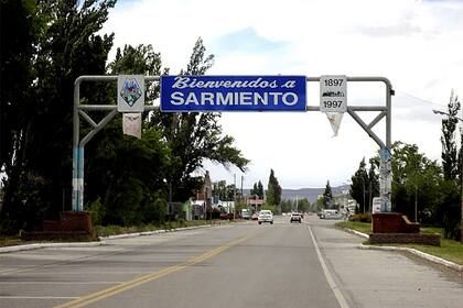 El acceso a la localidad de Sarmiento, en Chubut