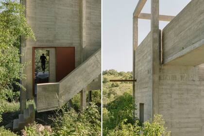 El acceso a la vivienda es desde arriba, y es la obra misma la que habilita la bajada, de 45 grados, compleja de hacer a pie.