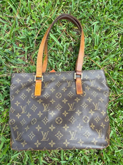 El accesorio de Louis Vuitton fue descubierto en una tienda de segunda mano (Reddit/@p--py)