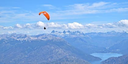El accidente ocurrió mientras volaba en parapente cerca de la cumbre del Mont Blanc