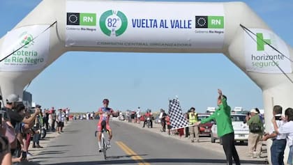 El accidente ocurrió minutos después del triunfo del uruguayo Anderson Maldonado en la carrera Vuelta al Valle