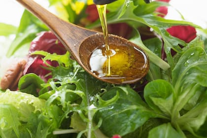 El aceite de oliva es un excelente complemento alimenticio