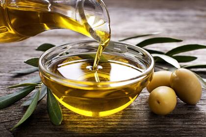 El aceite de oliva ideal para reducir el colesterol. Fuente: FreePik.