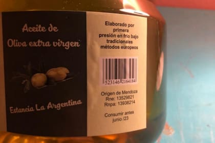 El aceite de oliva prohibido por la Anmat