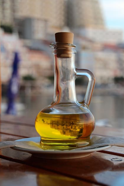 El aceite de soja, denominado también aceite de soya, es un aceite vegetal que procede del prensado de la soja (Foto ilustrativa: PIXABAY)