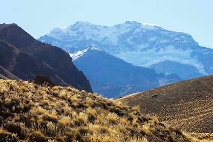 El Aconcagua forma parte de las montañas elegidas para representar a la Argentina