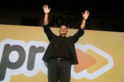 El acto de Jorge Macri en el club 17 de Agosto, de Villa Pueyrredón