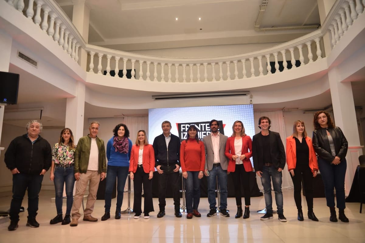 El acto del FIT-U se realizó en el Hotel Tribeca del barrio porteño de Congreso.