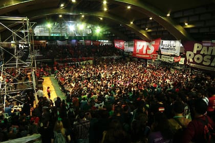 El acto reunió agrupaciones de izquierda