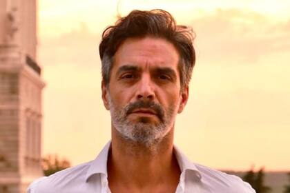 El actor argentino Adrián Navarro habló de su salud tras sufrir un accidente automovilístico en España
