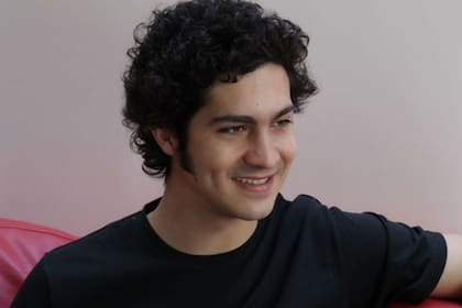 El actor argentino es el novio de Úrsula Corberó, quien interpreta a Tokio en la exitosa producción