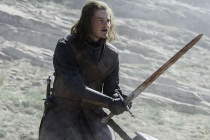El actor británico Robert Amarayo, quien interpretó al joven Ned Stark en Game of Thrones, reemplaza a Will Poulter como protagonista de la anticipada serie de Amazon