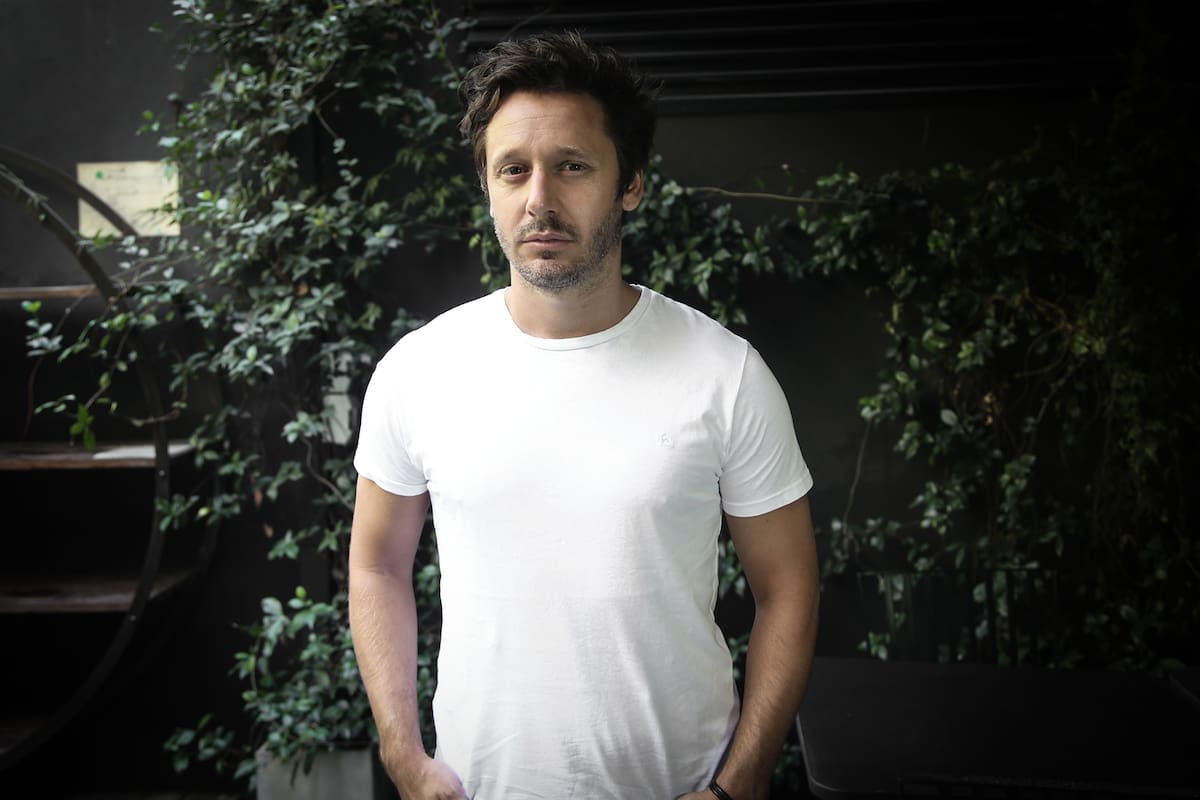 El actor chileno esperó a que se calmen las aguas para hablar del escándalo que protagonizó junto a su ex, en diciembre de 2015