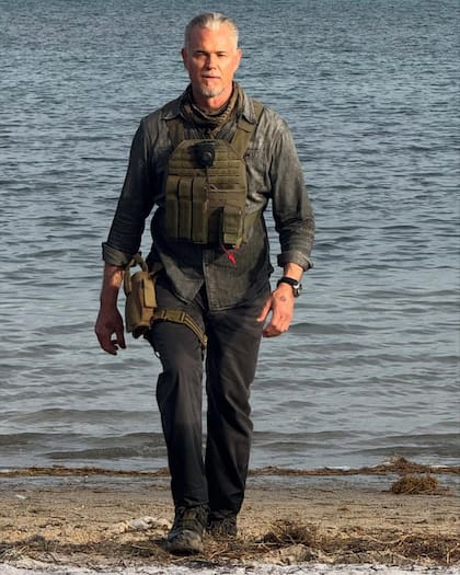 El actor era conocido por haber interpretado a Mark Sloan en la serie Grey's Anatomy, a Cal Jacobs en la serie Euphoria y al Capitán Tom Chandler en The Last Ship