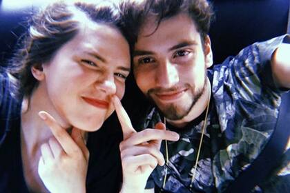 El actor español felicitó a la hermana de Paula Chaves por su cumpleaños y ella le respondió con una nostálgica frase